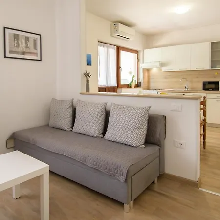 Apartmán Alba Karigador