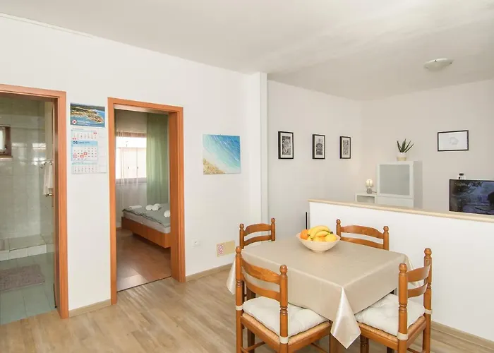 Alba Appartement Karigador