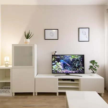 Alba Apartment *