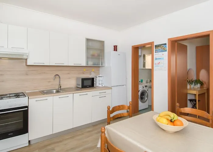 Alba Apartman Karigador